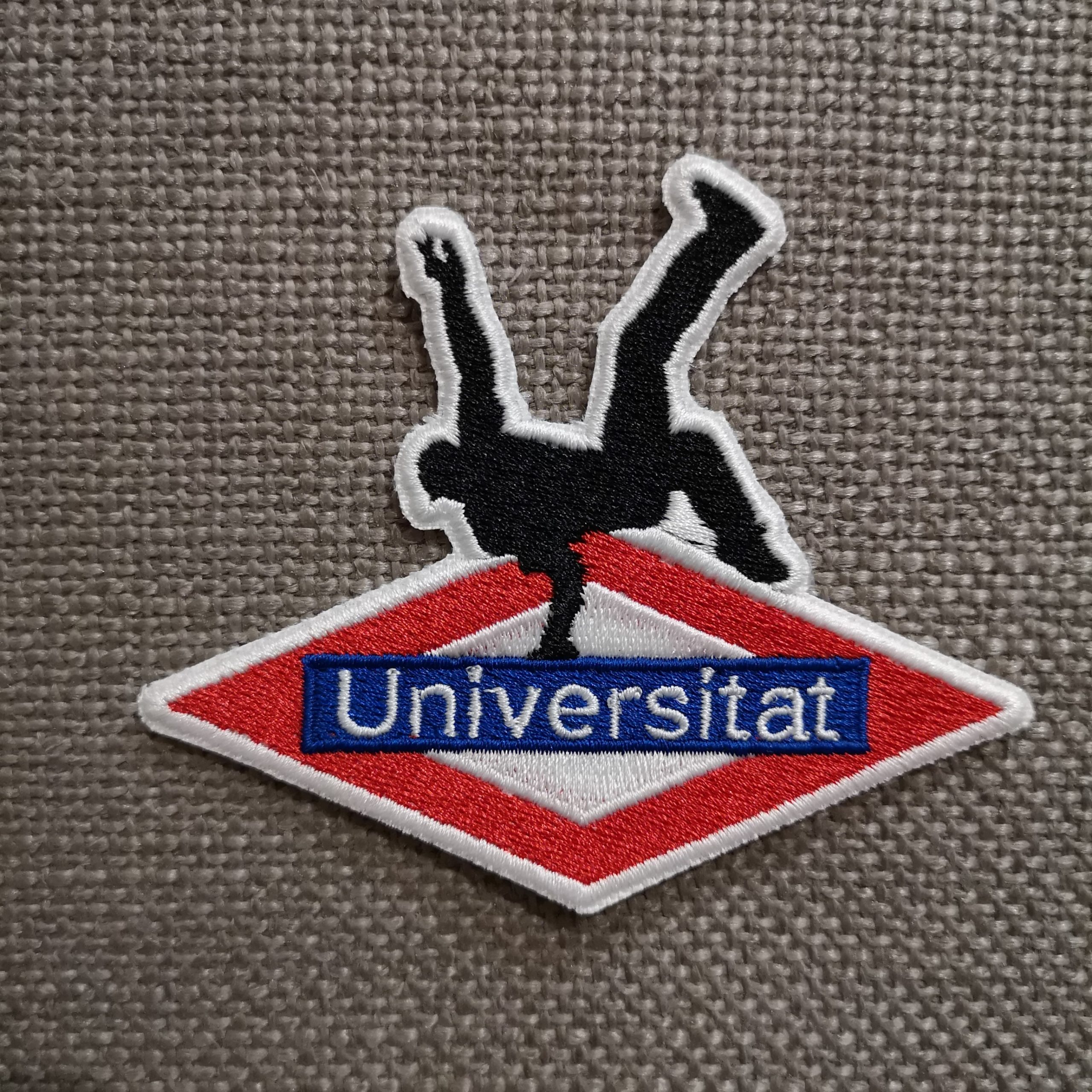 UNIVERSITAT
